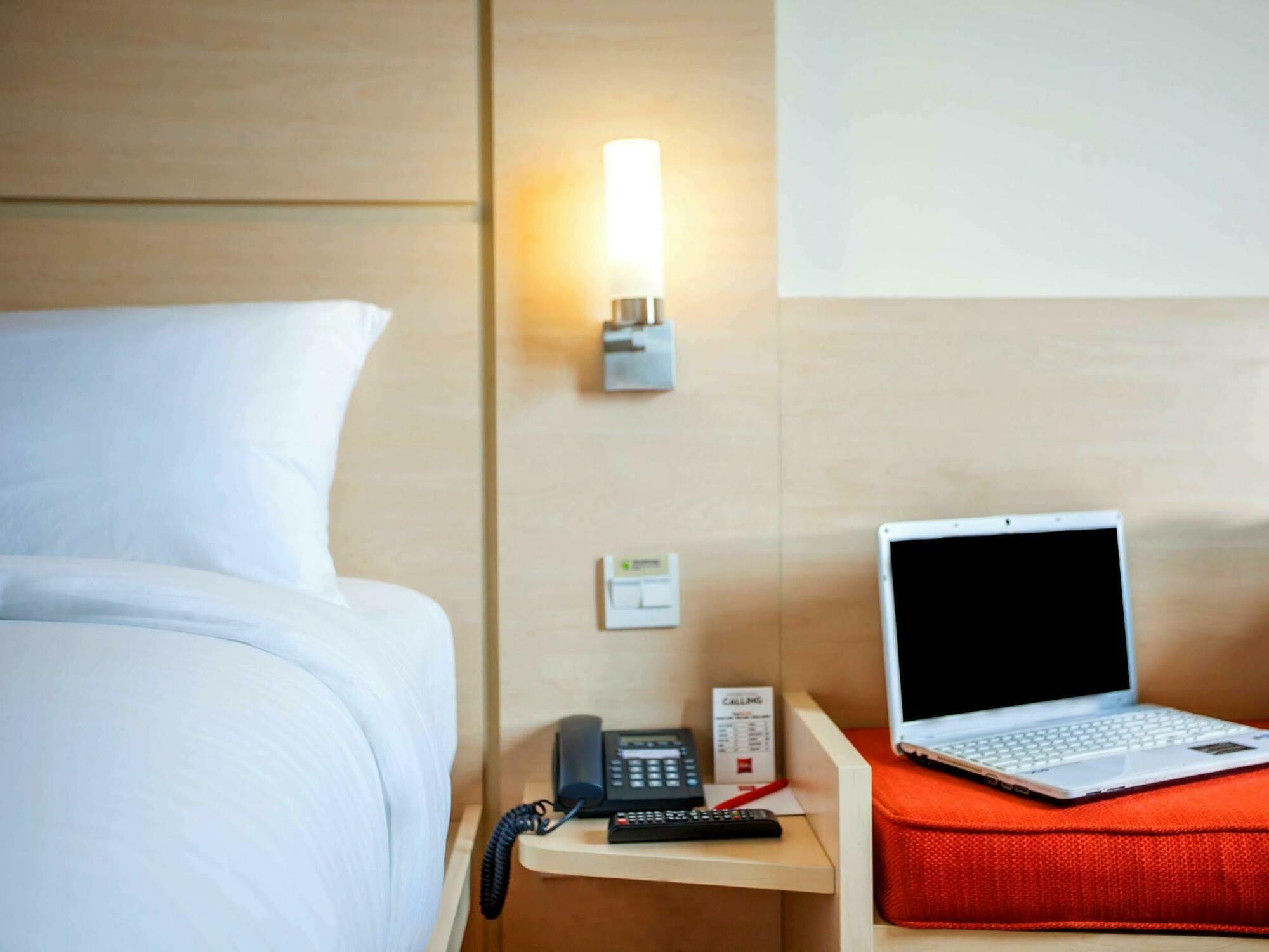 Ibis Saigon South Ξενοδοχείο Πόλη Χο Τσι Μινχ Εξωτερικό φωτογραφία